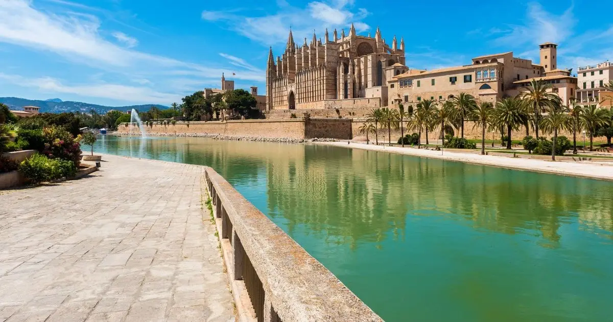 Ακτοπλοϊκός προορισμός Palma de Mallorca