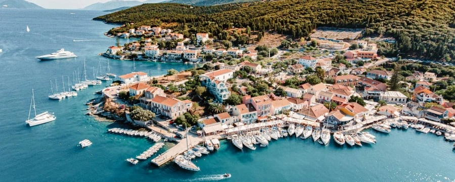 Ακτοπλοϊκός προορισμός Φισκάρδο, Κεφαλονιά