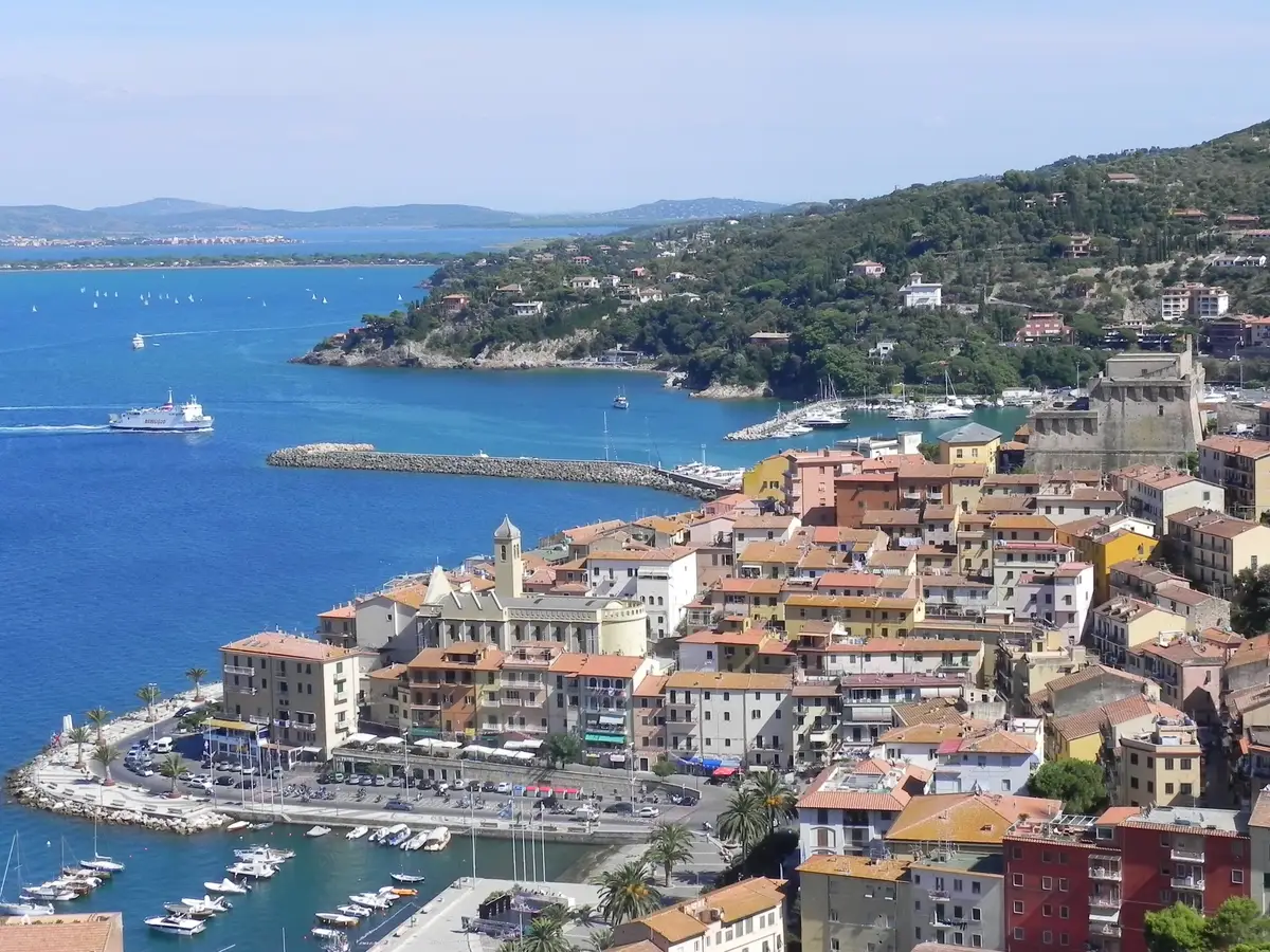 Ακτοπλοϊκός προορισμός Porto Santo Stefano