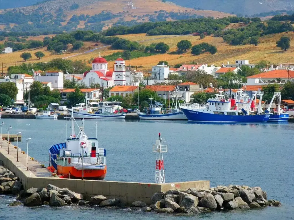 Ακτοπλοϊκός προορισμός Σαμοθράκη