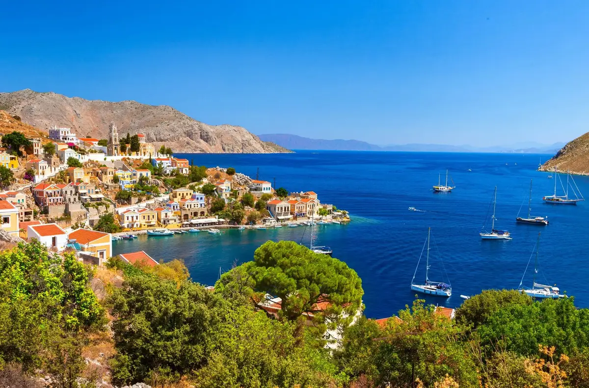 Ακτοπλοϊκός προορισμός Σύμη