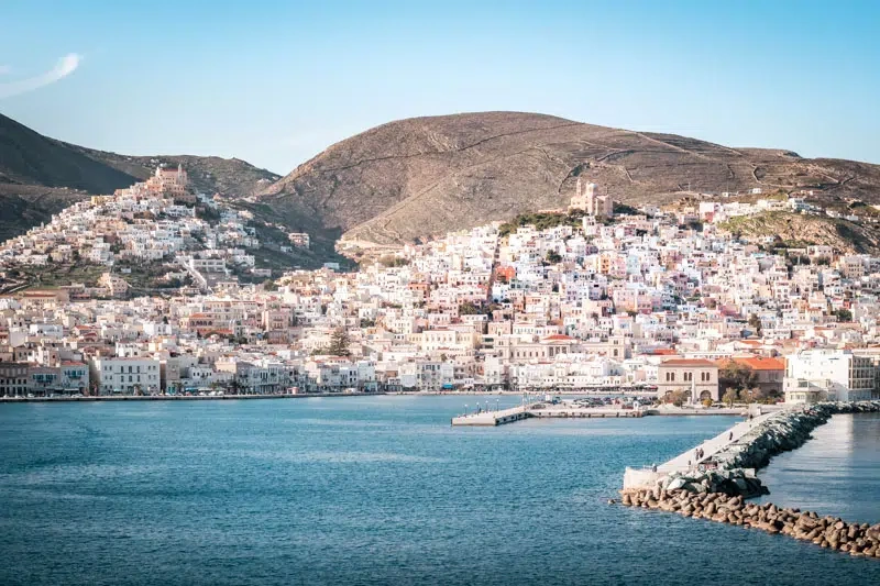 Ακτοπλοϊκός προορισμός Σύρος