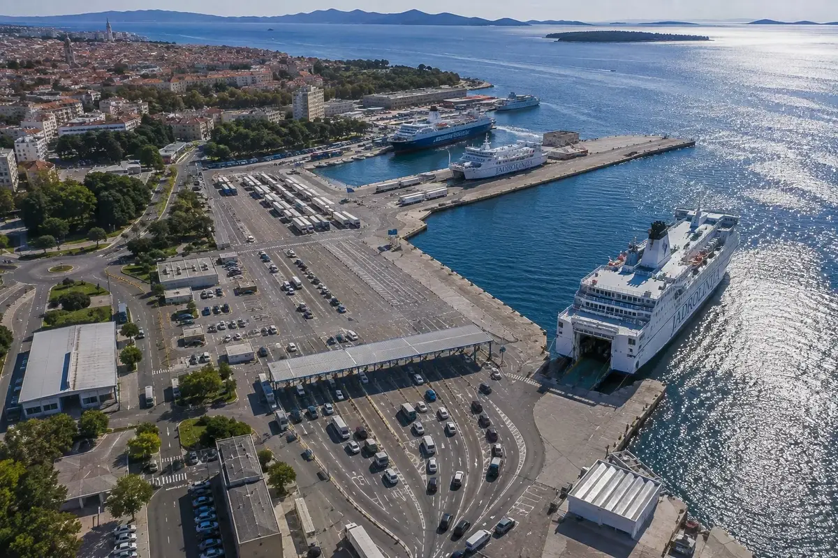 Πλοίο στη γραμμή Ανκόνα – Zadar